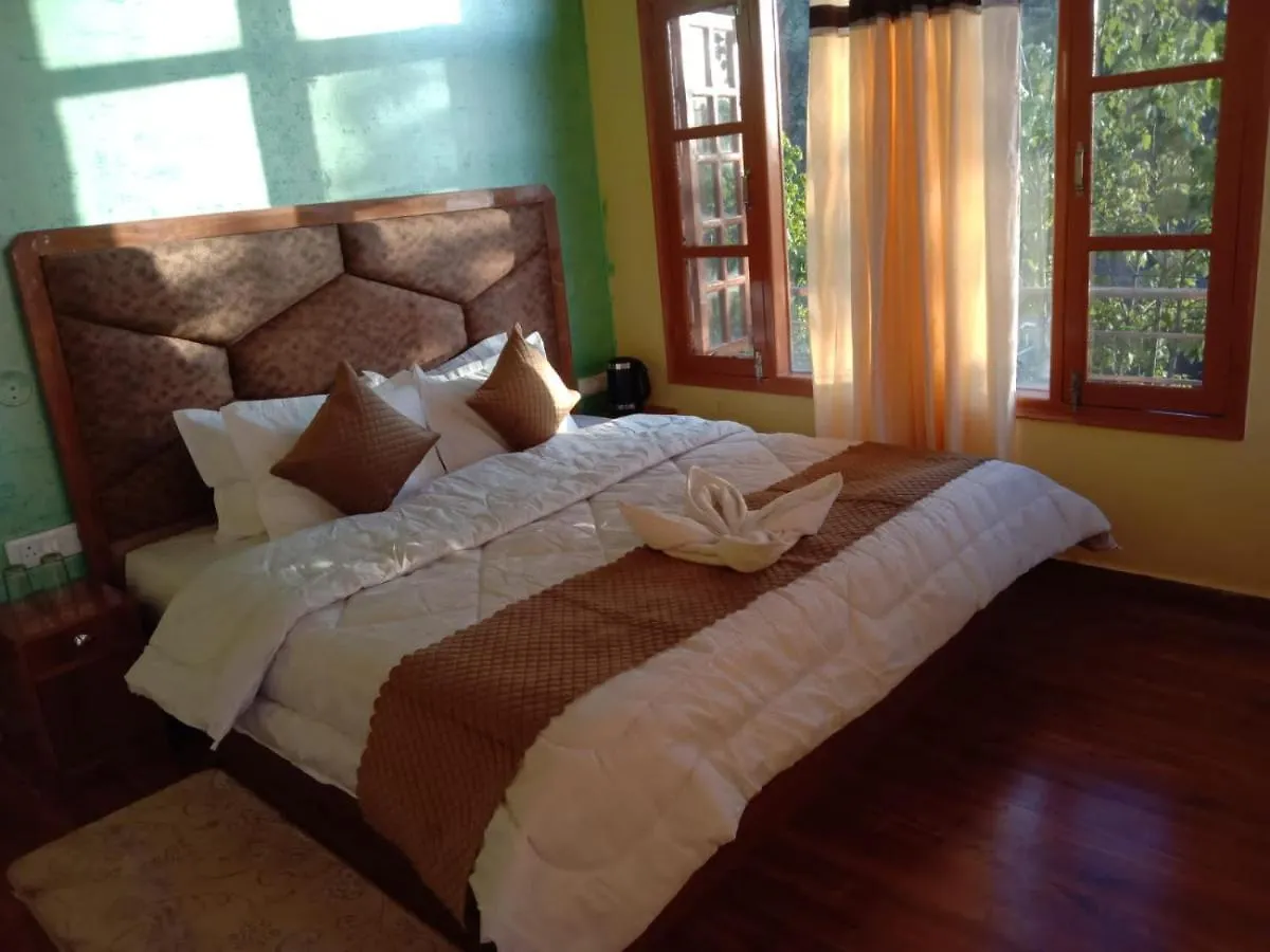 Hotel Floret Sojourn Šimla 0*,