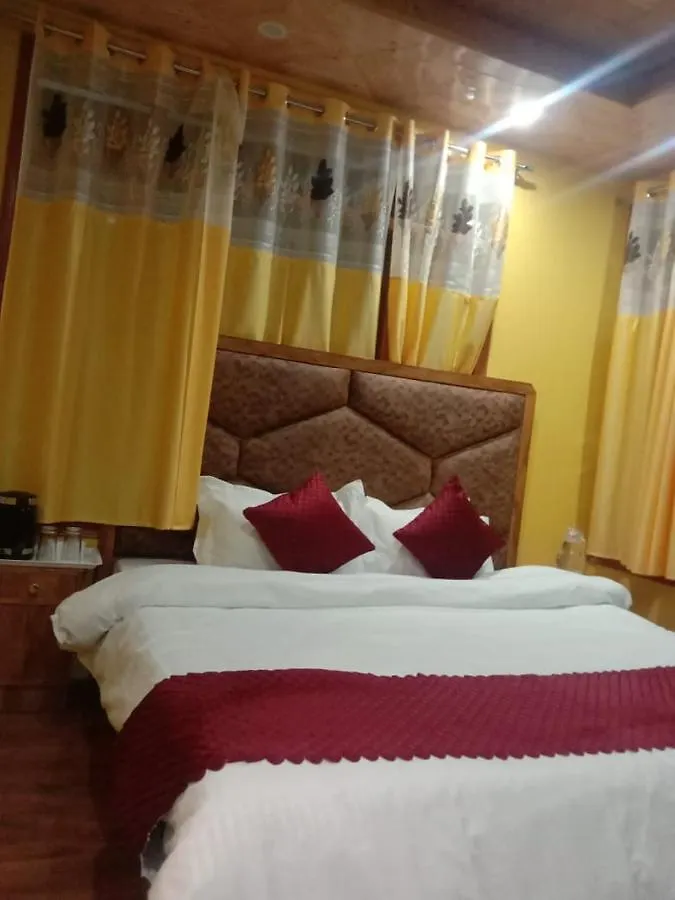 Floret Sojourn Hotel Shimla 0*,